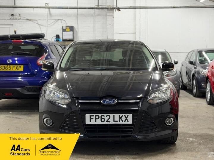 Ford Focus 1.0T EcoBoost Titanium Navigator Euro 5 (s/s) 5dr