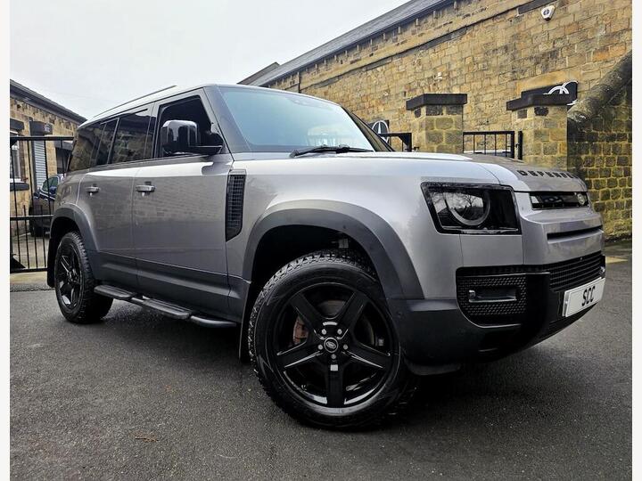 Land Rover Defender 110 3.0 D250 MHEV SE Hard Top SUV Auto 4WD MWB Euro 6 (s/s) 5dr