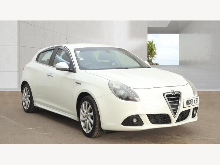 Alfa Romeo Giulietta 2.0 JTDM-2 Veloce Euro 5 (s/s) 5dr