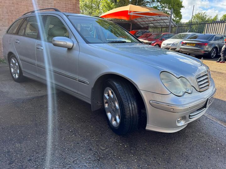 Mercedes-Benz C Class 2.1 C220 CDI Elegance SE 5dr