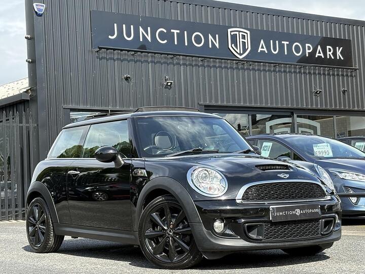 MINI Hatch 1.6 Cooper S Steptronic Euro 5 3dr