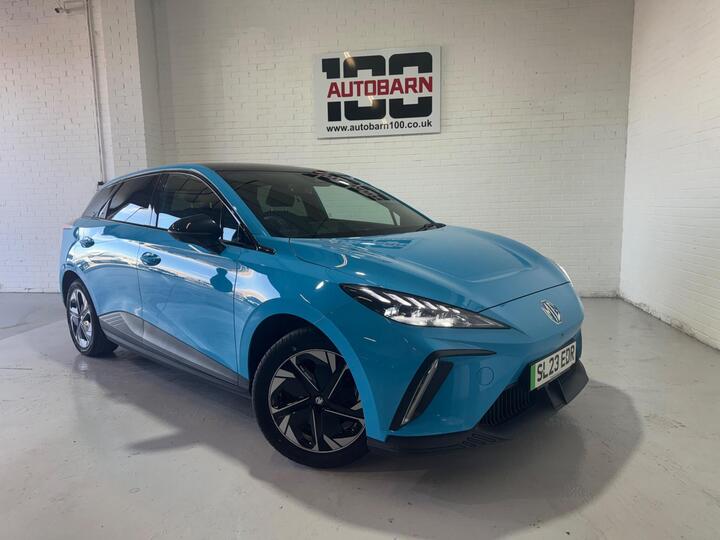 MG MG4 64kWh Trophy Long Range Auto 5dr