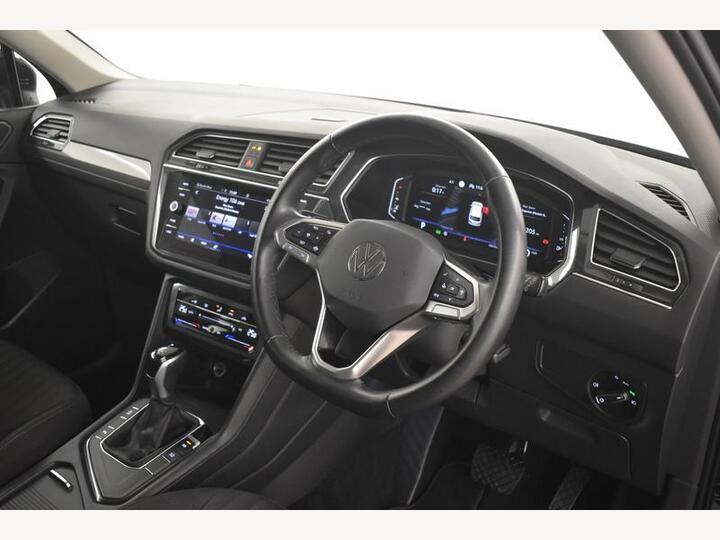Volkswagen TIGUAN ALLSPACE 1.5 TSI Life DSG Euro 6 (s/s) 5dr