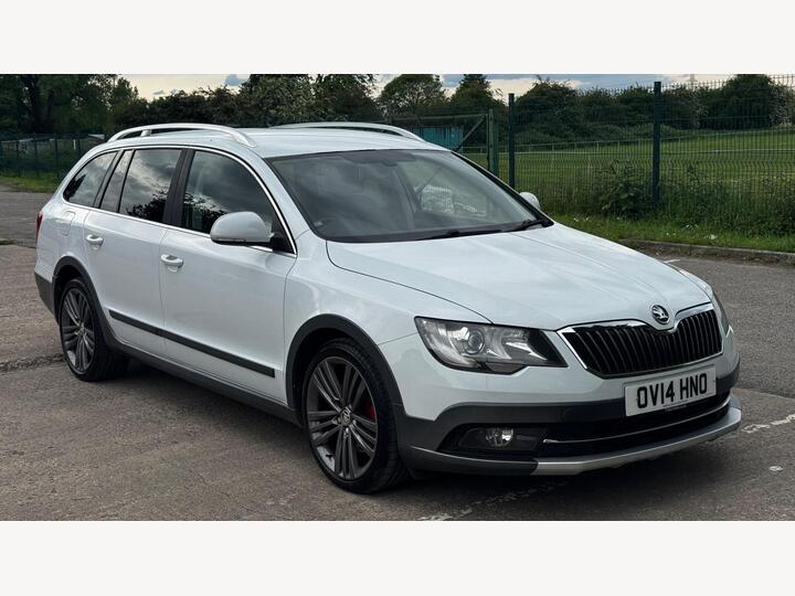 Skoda Superb 2.0 TDI Tour De France 4WD Euro 5 5dr