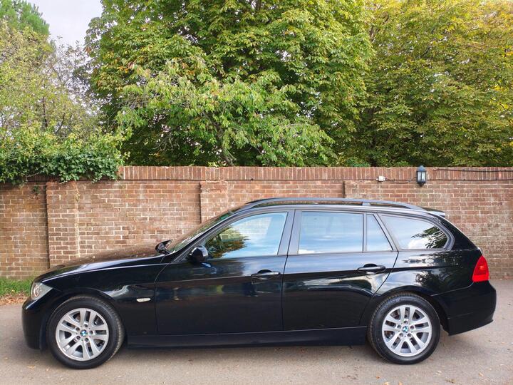 BMW 3 Series 2.0 320i SE Touring Auto Euro 4 5dr