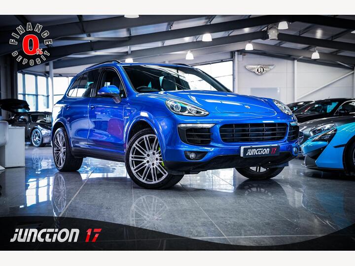 Porsche Cayenne 3.0 V6 E-Hybrid S TiptronicS 4WD Euro 6 (s/s) 5dr Porsche Cayenne 3.0 V6 E-Hybrid S TiptronicS 4WD Euro 6 (s/s) 5dr