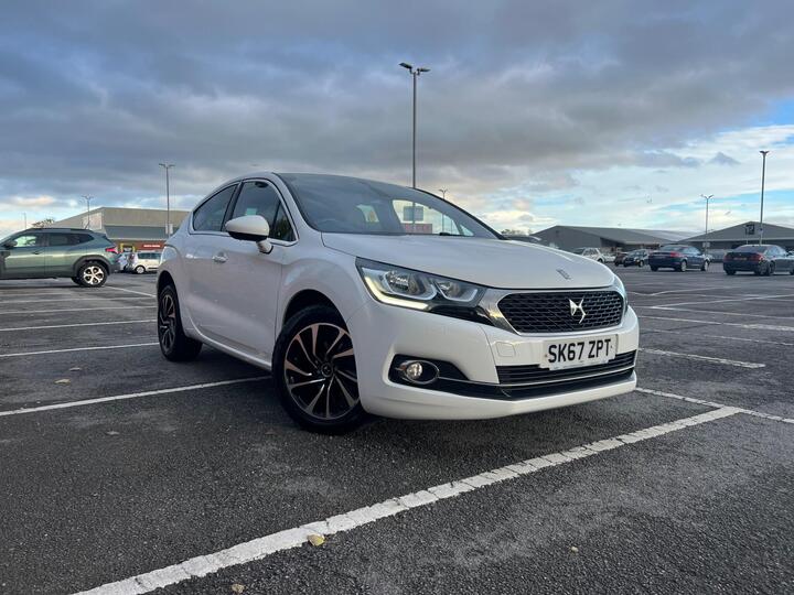 DS AUTOMOBILES DS 4 1.2 PureTech Elegance Euro 6 (s/s) 5dr DS AUTOMOBILES DS 4 1.2 PureTech Elegance Euro 6 (s/s) 5dr