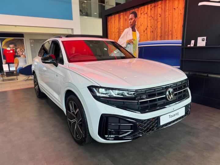 Volkswagen Touareg 3.0 TDI V6 Black Edition Tiptronic 4Motion Euro 6 (s/s) 5dr