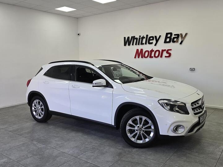 Mercedes-Benz GLA 1.6 GLA200 SE (Executive) Euro 6 (s/s) 5dr
