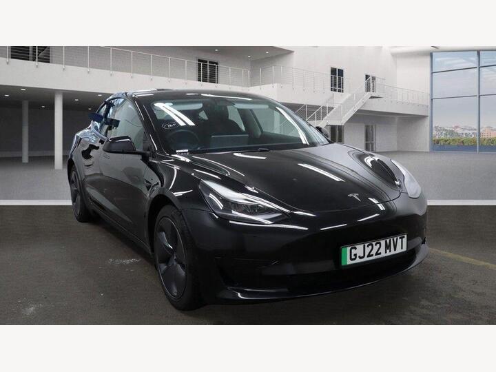 Tesla Model 3 Standard Range Plus Auto RWD 4dr