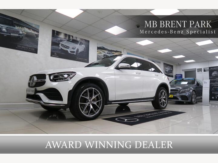 Mercedes-Benz GLC 2.0 GLC300de 13.5kWh AMG Line (Premium Plus) G-Tronic+ 4MATIC Euro 6 (s/s) 5dr Mercedes-Benz GLC 2.0 GLC300de 13.5kWh AMG Line (Premium Plus) G-Tronic+ 4MATIC Euro 6 (s/s) 5dr