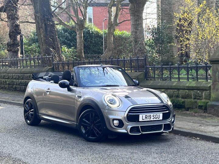 MINI CONVERTIBLE 1.5 Cooper Sport Euro 6 (s/s) 2dr