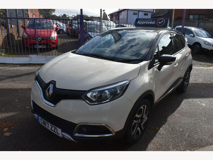 Renault Captur 1.2 TCe ENERGY Signature Nav Auto Euro 6 (s/s) 5dr