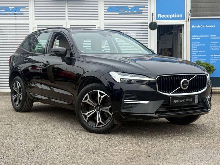 Volvo XC60 2.0 B4 MHEV Momentum Auto AWD Euro 6 (s/s) 5dr