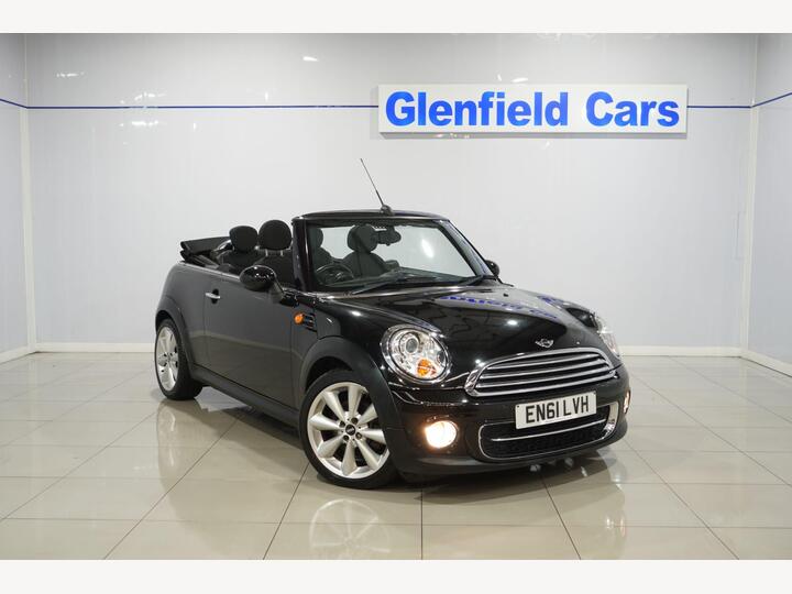 MINI Convertible 2.0 Cooper D Auto Euro 5 2dr
