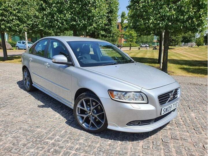 Volvo S40 2.5 T5 R-Design Sport Geartronic Euro 4 4dr