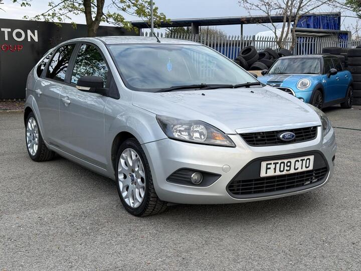 Ford Focus 1.6 Zetec 5dr