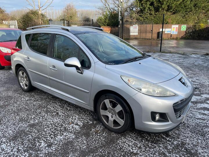 Peugeot 207 SW 1.6 HDi Allure Euro 5 5dr Peugeot 207 SW 1.6 HDi Allure Euro 5 5dr