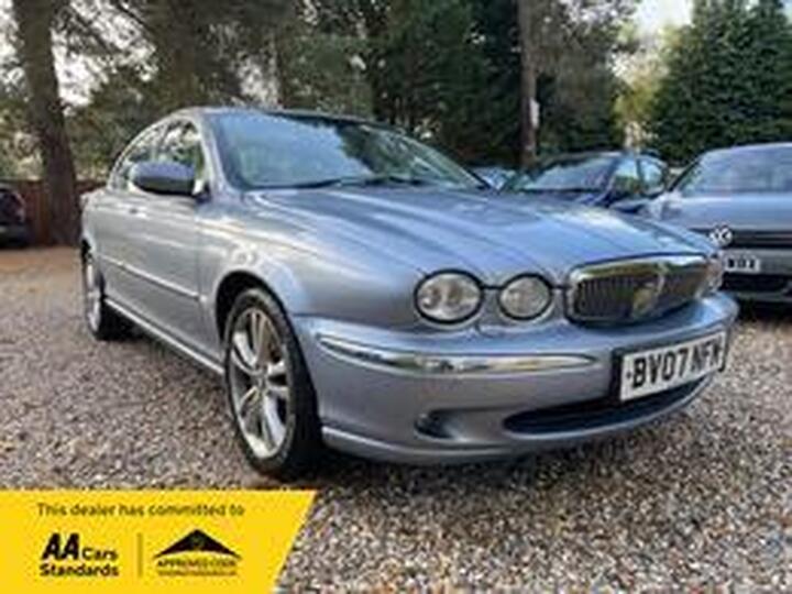 Jaguar X-Type 2.2D SE 4dr Jaguar X-Type 2.2D SE 4dr