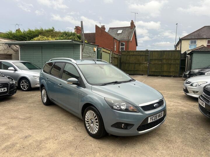 Ford Focus 1.6 Titanium 5dr
