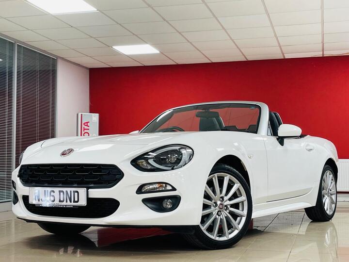 Fiat 124 Spider 1.4 MultiAir Lusso Plus Euro 6 2dr Fiat 124 Spider 1.4 MultiAir Lusso Plus Euro 6 2dr