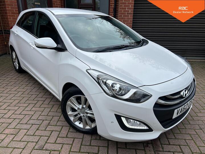 Hyundai I30 1.6 CRDi Blue Drive Style Nav Euro 5 (s/s) 5dr
