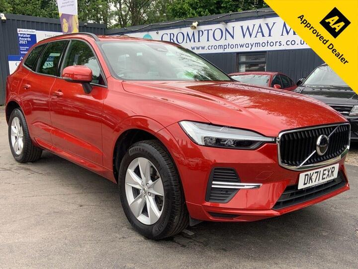 Volvo XC60 2.0 B4 MHEV Momentum Auto AWD Euro 6 (s/s) 5dr