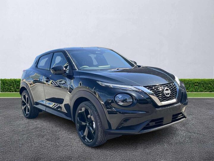 Nissan JUKE 1.0 DIG-T Tekna Euro 6 (s/s) 5dr