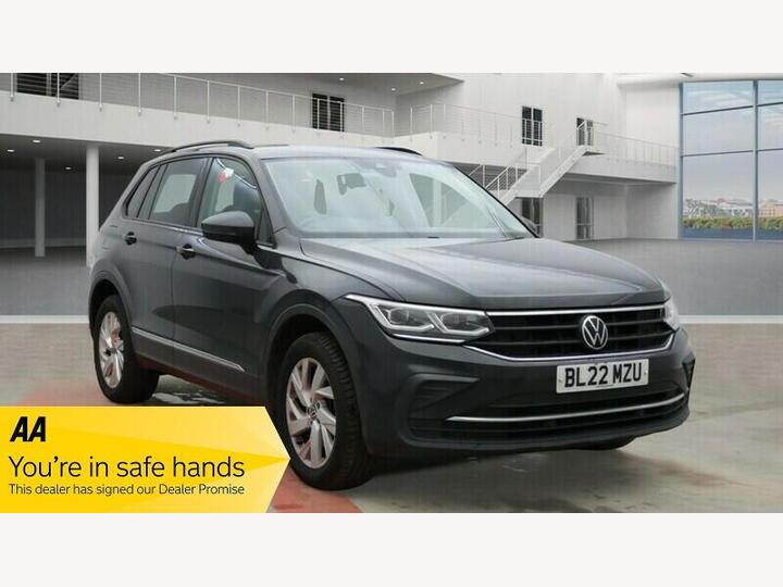 Volkswagen Tiguan 1.4 TSI 13kWh Life DSG Euro 6 (s/s) 5dr