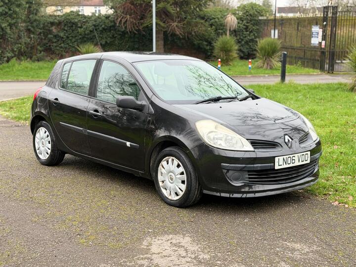 Renault Clio 1.6 VVT Expression 5dr