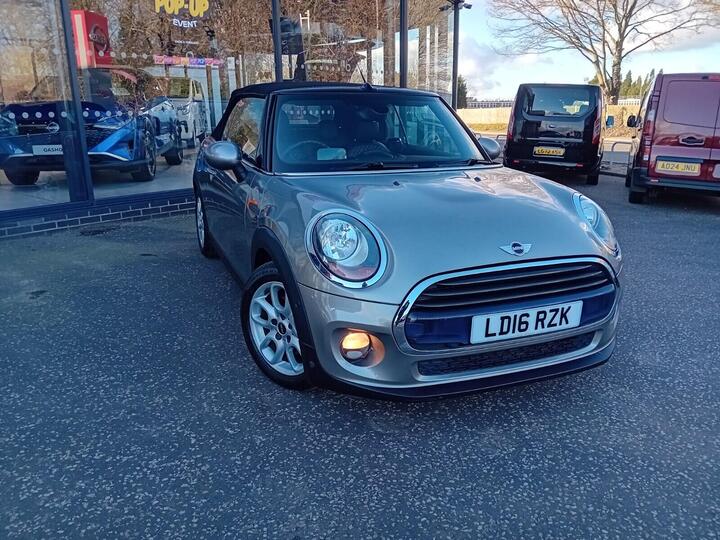 MINI Convertible 1.5 Cooper Auto Euro 6 (s/s) 2dr