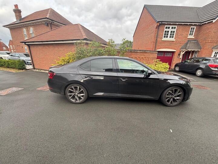 Skoda SUPERB 2.0 TDI SportLine DSG Euro 6 (s/s) 5dr