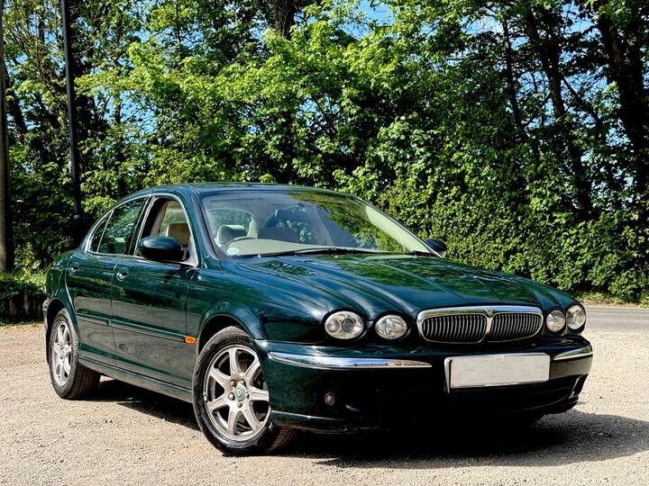 Jaguar X-Type 2.1 Classic 4dr