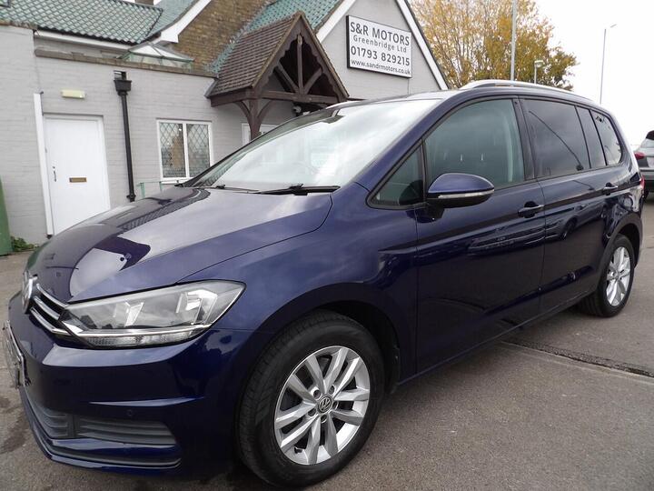 Volkswagen Touran 1.6 TDI BlueMotion Tech SE Family DSG Euro 6 (s/s) 5dr