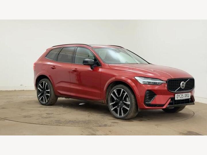Volvo XC60 2.0h T8 18.8kWh Ultra Dark Auto AWD Euro 6 (s/s) 5dr