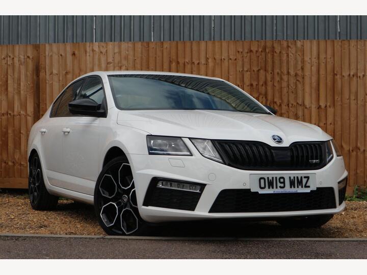 Skoda Octavia 2.0 TSI VRS Challenge DSG Euro 6 (s/s) 5dr Skoda Octavia 2.0 TSI VRS Challenge DSG Euro 6 (s/s) 5dr