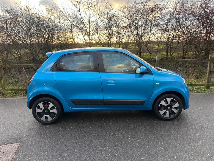 Renault Twingo 1.0 SCe Play Euro 5 5dr