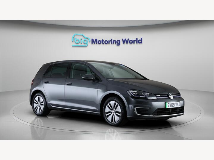Volkswagen E-Golf 35.8kWh E-Golf Auto 5dr