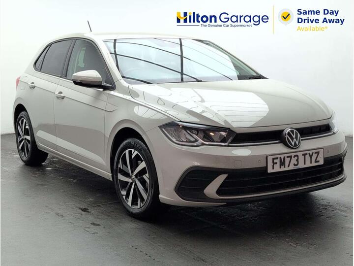 Volkswagen POLO 1.0 TSI Life Euro 6 (s/s) 5dr Volkswagen POLO 1.0 TSI Life Euro 6 (s/s) 5dr