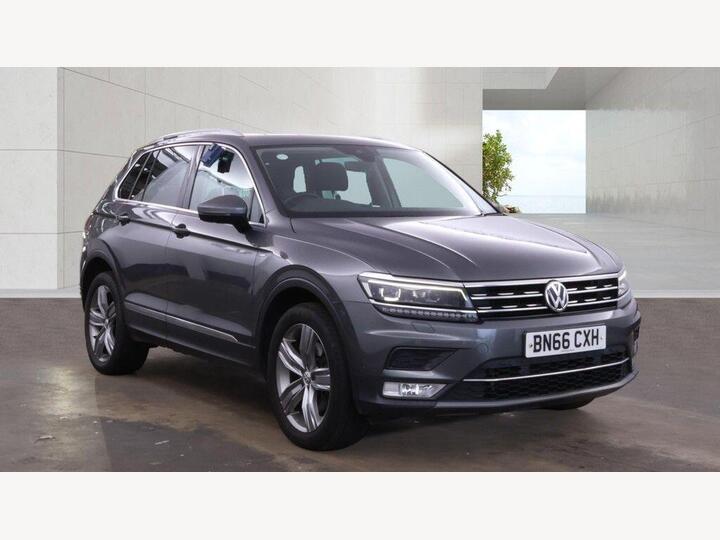 Volkswagen Tiguan 2.0 TDI BlueMotion Tech SEL DSG 4Motion Euro 6 (s/s) 5dr