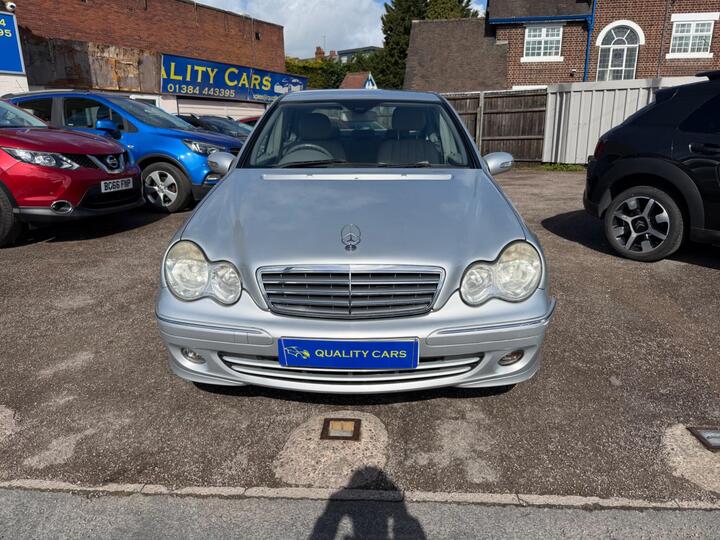 Mercedes-Benz C Class 2.1 C220 CDI Elegance SE 4dr