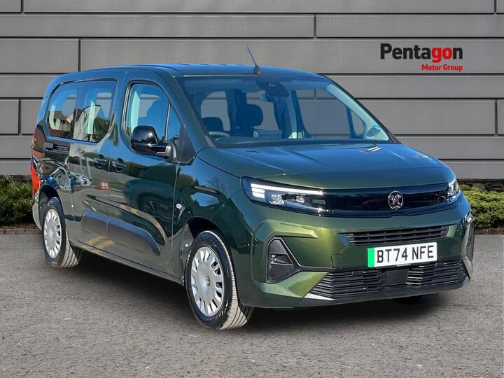 Vauxhall Combo Life Electric 52kWh Design XL MPV Auto 5dr (7.4kW Charger)