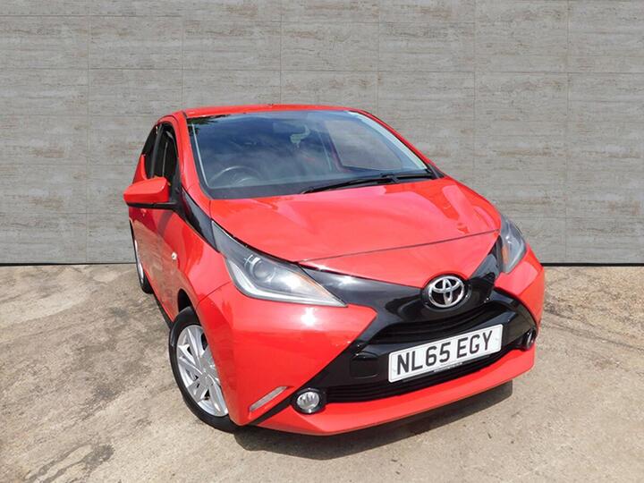 Toyota AYGO 1.0 VVT-i X-pression X-wave Euro 5 5dr Euro 5
