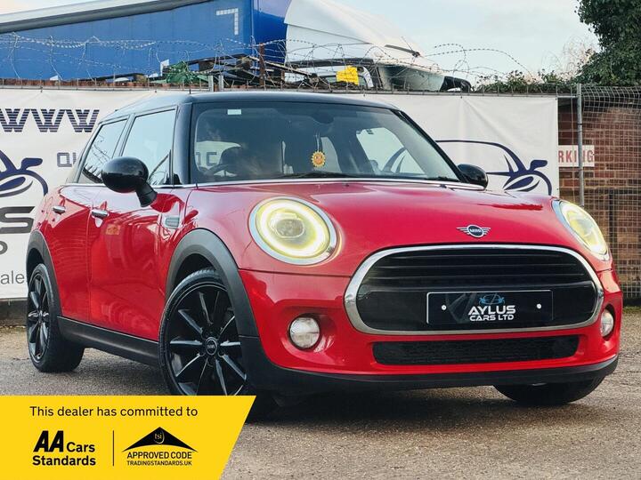 MINI Hatch 1.5 Cooper Steptronic Euro 6 (s/s) 5dr