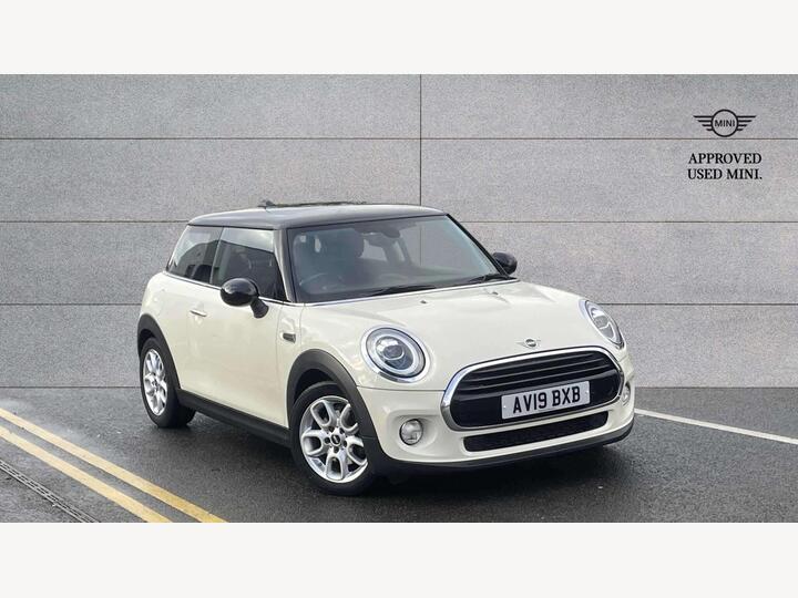 MINI Hatch 1.5 Cooper Classic Steptronic Euro 6 (s/s) 3dr