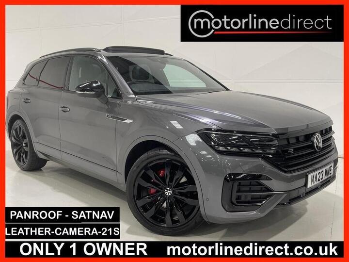 Volkswagen Touareg 3.0 TDI V6 Black Edition Tiptronic 4Motion Euro 6 (s/s) 5dr