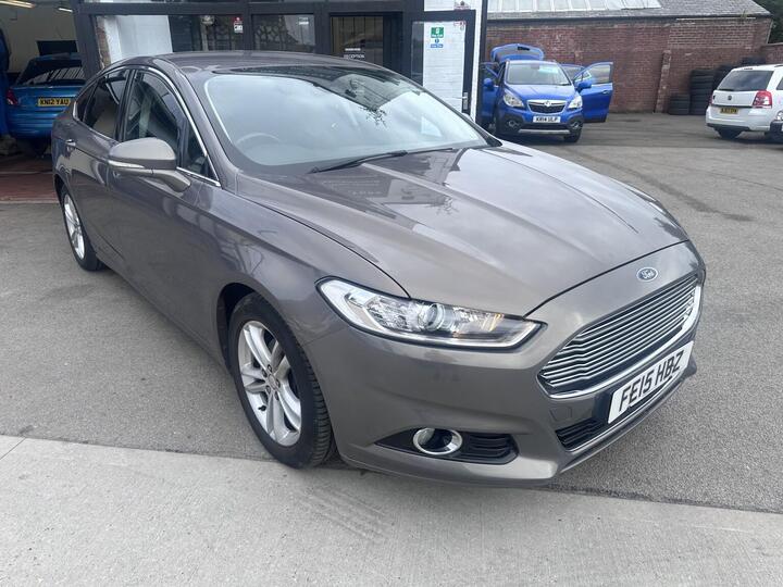 Ford MONDEO 2.0 TDCi Titanium Euro 6 (s/s) 5dr