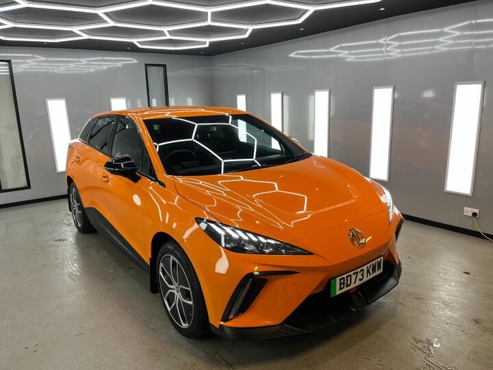 MG MG 4 64kWh Trophy Long Range Auto 5dr