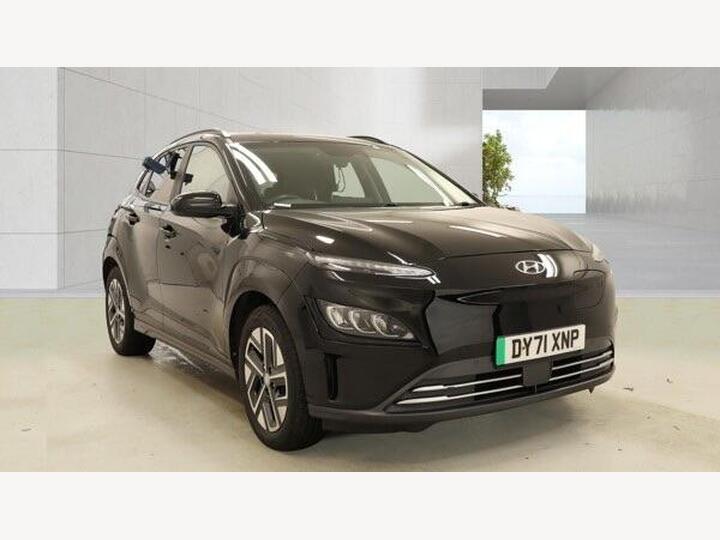Hyundai KONA 64kWh Premium Auto 5dr (10.5kW Charger)