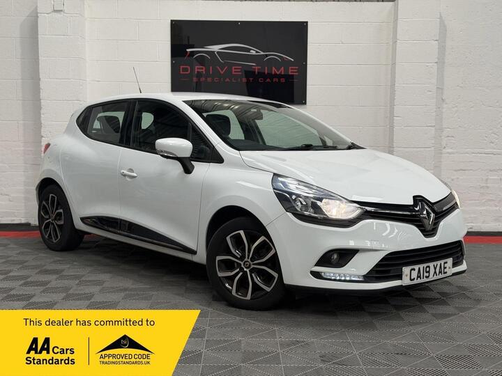 Renault Clio 0.9 TCe Play Euro 6 (s/s) 5dr